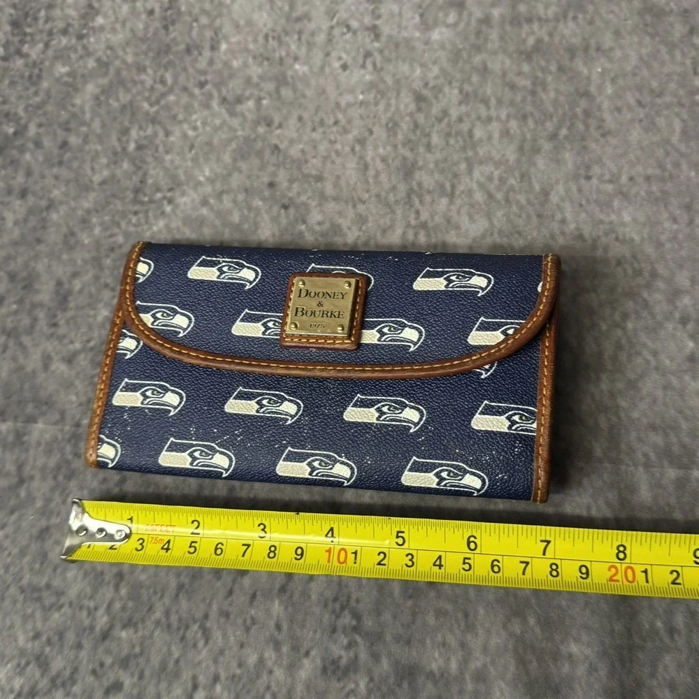 Dooney & Bourke dooney bourke